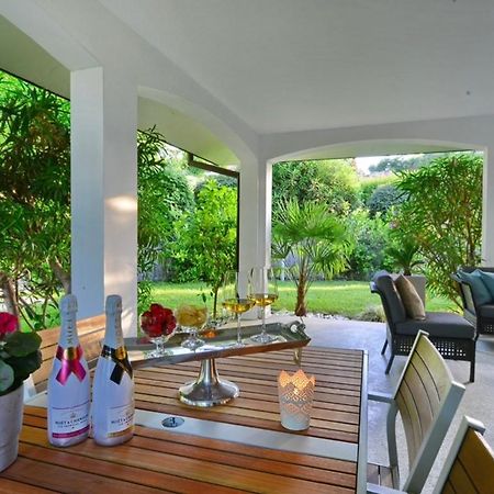 Italia Living Villa Padenghe sul Garda Exterior photo
