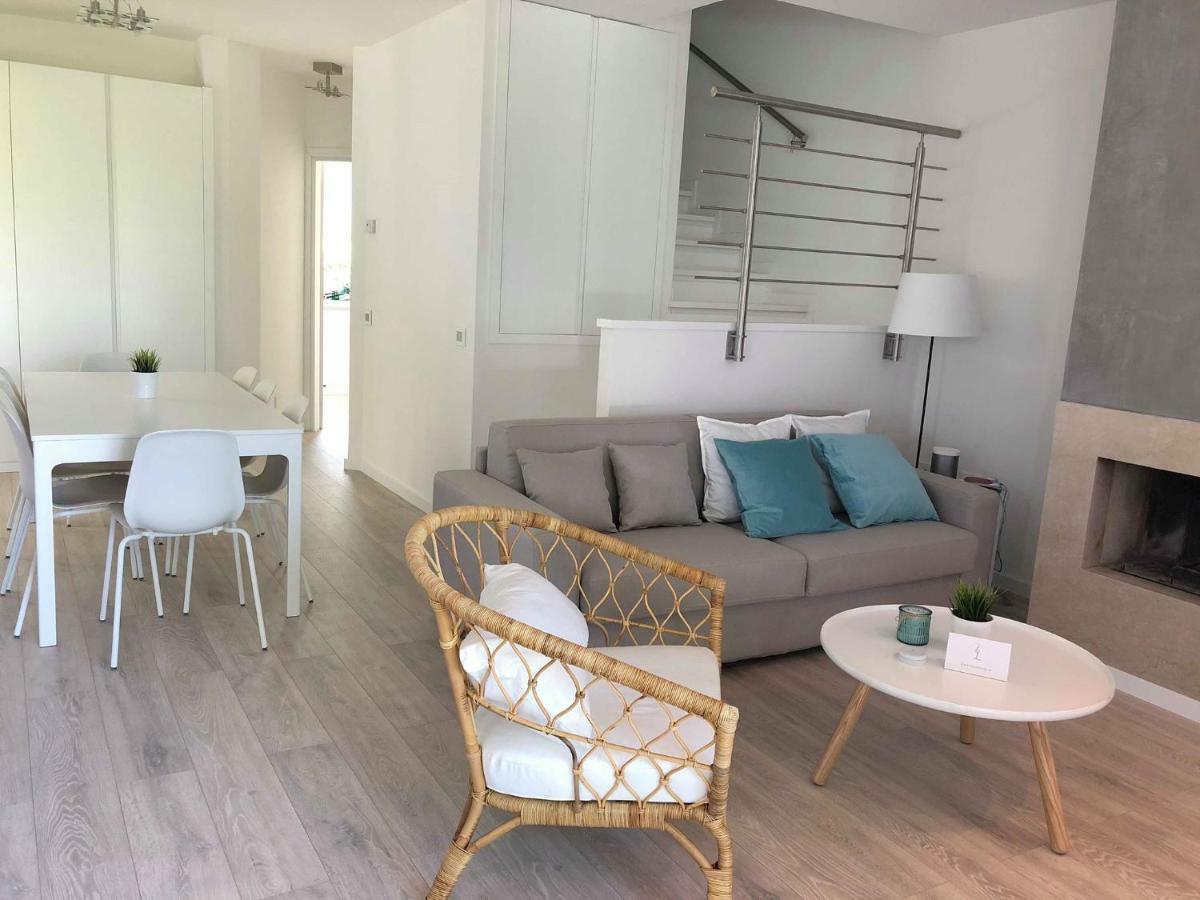 Italia Living Villa Padenghe sul Garda Exterior photo